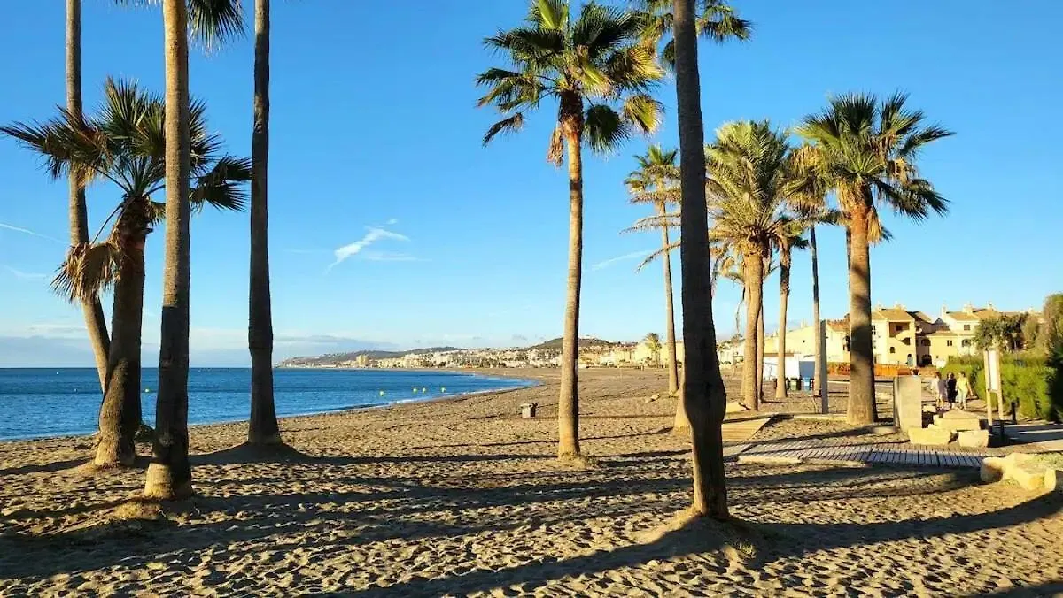 A1 Aparcamiento Smart Tv Nespresso Banera Playa Appartement Casares 0*,  Spanje